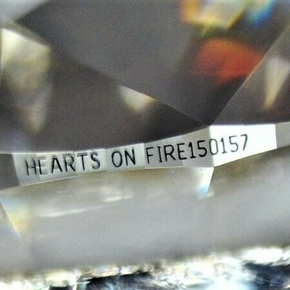 16867 Hearts On Fire 18K White Gold 0.79ct VS2 Round Diamond Engagement Ring - Picture 3 of 10